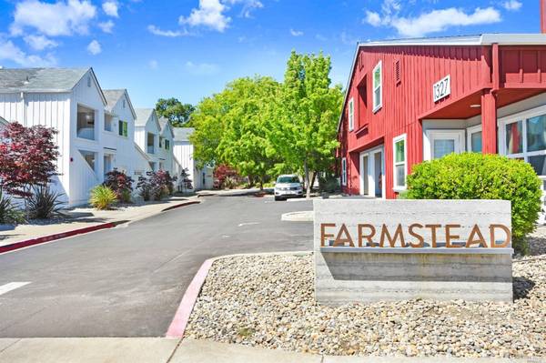 2BR/2BA Apartment · Santa Rosa