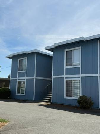 Apartments on Marlow Rd · Santa Rosa photo 2