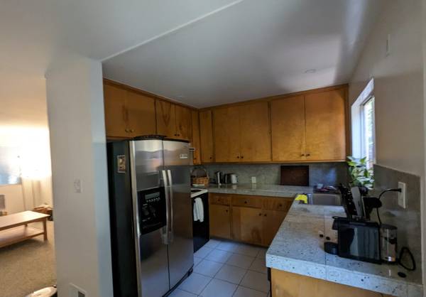 2BR/1BA Apartment · Menlo Park photo 4