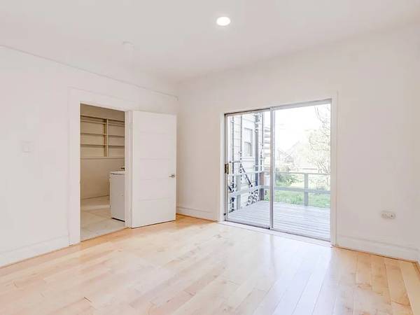 2BR/1BA Apartment · San Francisco photo 3