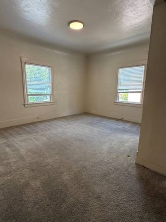 1BR/1BA Apartment · Oakland