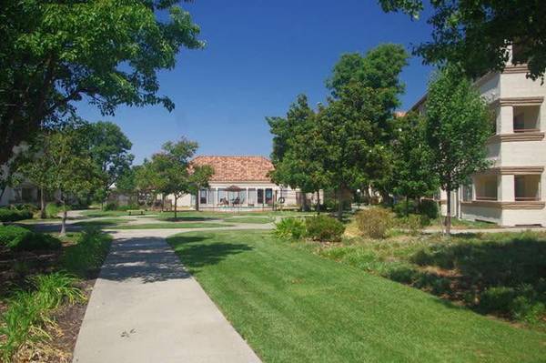 Apartments on Contra Loma Blvd · Antioch photo 5