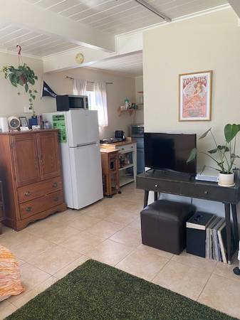 0BR/1BA In-Law · Santa Cruz photo 3
