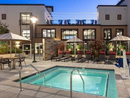 Apartments on Infinity Way · Mountain View photo 2