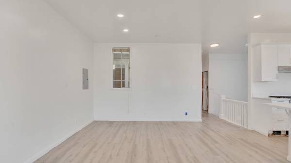 4BR/2BA Single Family House · San Francisco photo 4