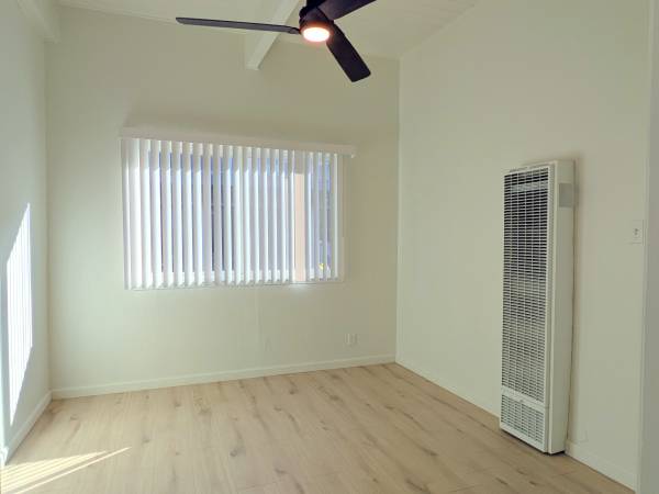 Private Bedroom in Delightful Palo Alto Home off Page Mill Road photo 5