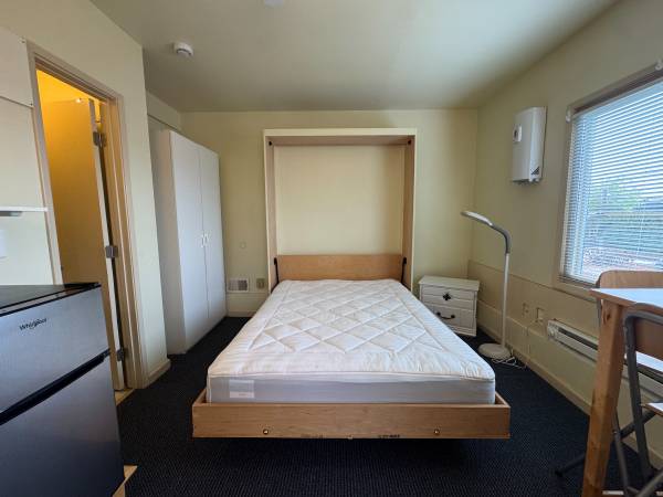 0BR/1BA In Law Adu · South San Francisco photo 3