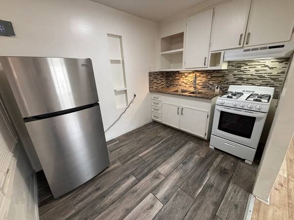 1BR/1BA Apartment on Taraval St · San Francisco photo 2