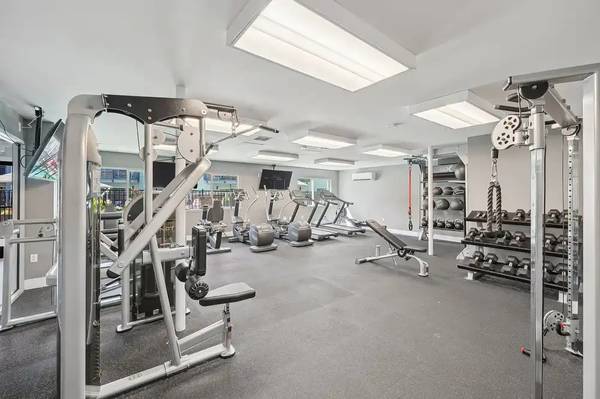 2BR/1BA Apartment · Walnut Creek photo 5