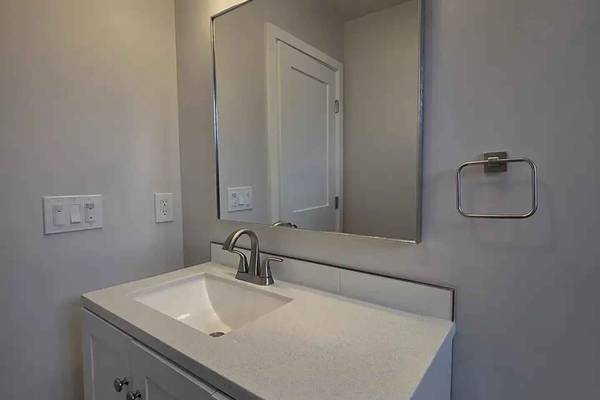 1BR/1BA Apartment on La Playa St · San Francisco photo 4
