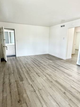 2BR/1BA Apartment · Hayward photo 5