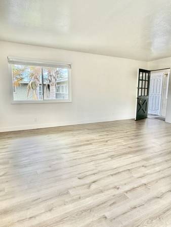 2BR/1BA Apartment · Hayward photo 3