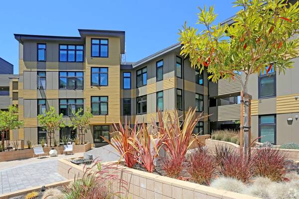 Apartments on Adeline St · Emeryville photo 5