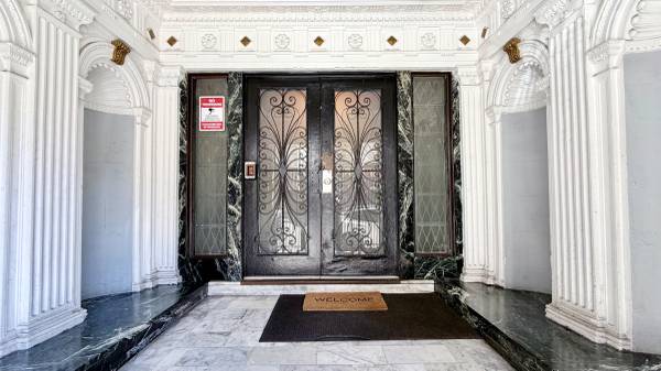 1BR/1BA Apartment on Bush Street · San Francisco