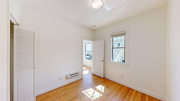 2500 Van Ness photo 5