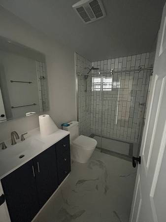2BR/2BA Condo on Jackson St · San Francisco photo 5
