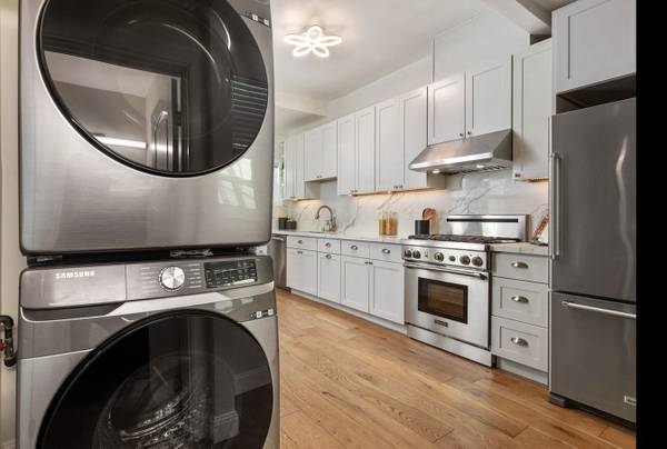 3BR/2BA Apartment · San Francisco photo 5