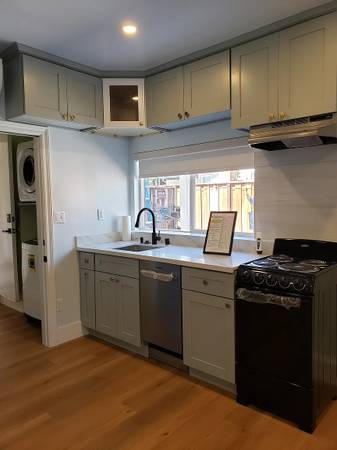 2BR/1BA Apartment on W Mc Kinley Ave · Sunnyvale photo 4