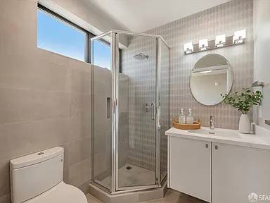 2BR/2BA Apartment on 15th St · San Francisco photo 4
