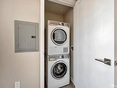 2BR/2BA Apartment on 15th St · San Francisco photo 2