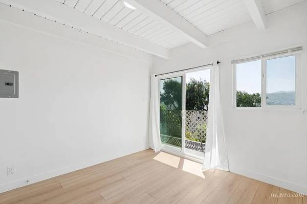 Apartments on E Maude · Sunnyvale