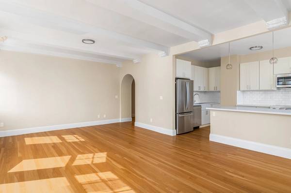2BR/2BA Apartment · San Francisco photo 4
