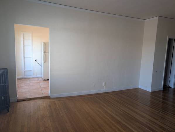 0BR/1BA Apartment · Berkeley photo 5