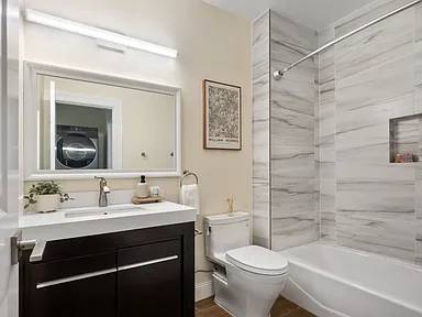3BR/2BA Single Family House on Card Aly · San Francisco photo 3