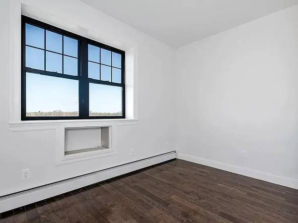 2BR/1BA Apartment on Fulton St · San Francisco photo 4