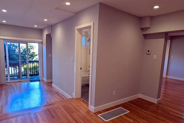 2BR/1BA Apartment · San Francisco photo 2
