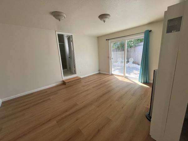 0BR/1BA Apartment on Common Way · Santa Rosa photo 3