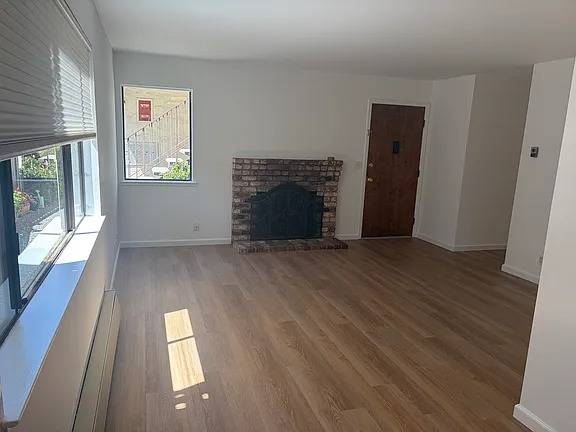 1BR/1BA Apartment on Elm St · San Carlos