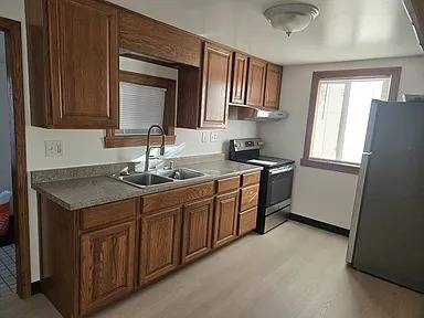 2BR/1BA Single Family House on Ash St · Newark photo 2