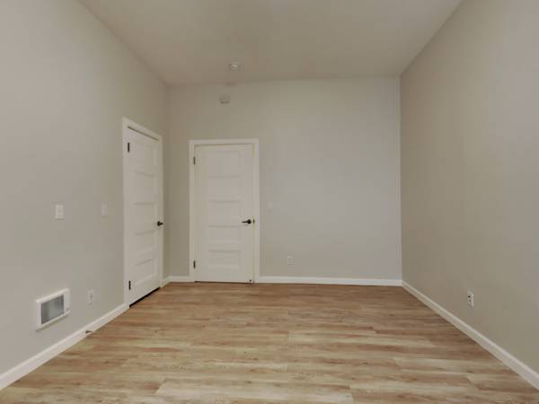 2BR/1BA Apartment on Oak St. · San Francisco photo 4