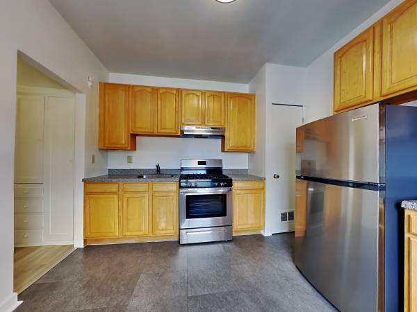 Apartments on Alcatraz Ave · Oakland photo 4