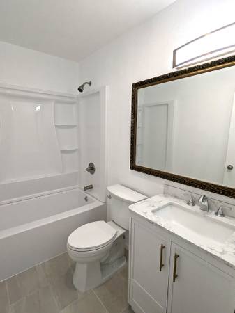 Apartments on Herbert St 7 · Santa Rosa photo 5