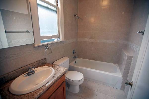 2BR/2BA Apartment · San Francisco photo 5