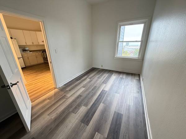 3BR/1BA Apartment · San Francisco photo 5