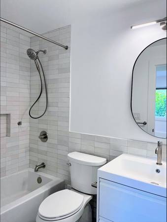 2BR/2BA In Law Adu · San Bruno photo 5