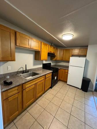1621 Sumatra St photo 3