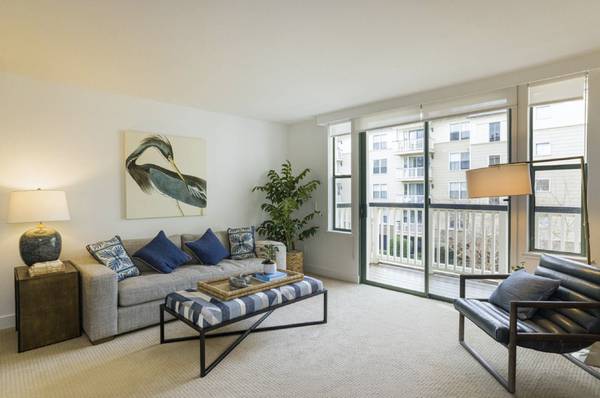Apartments on Foster City Blvd · San Mateo photo 4