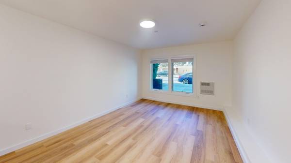 Apartments on Jefferson St · San Francisco photo 4
