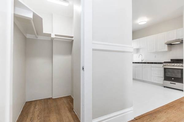 0BR/1BA Apartment · San Francisco photo 5