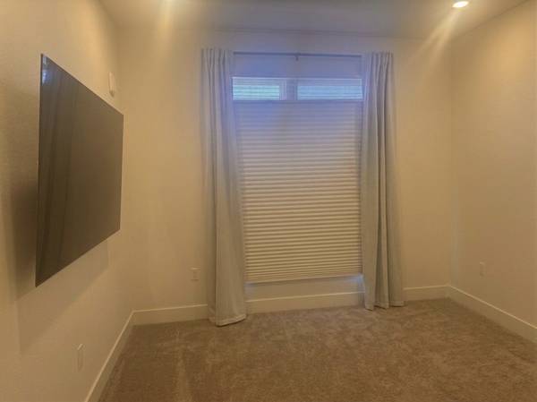 2BR/2BA Condo on Vision Cmn 317 · Fremont photo 4