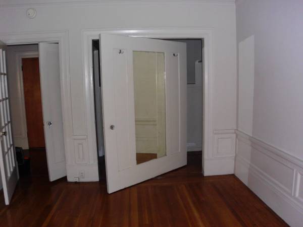 Apartments on Lakeside Dr · Oakland photo 2