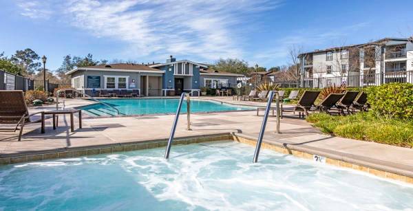 Apartments on Quigg Dr. · Santa Rosa photo 5