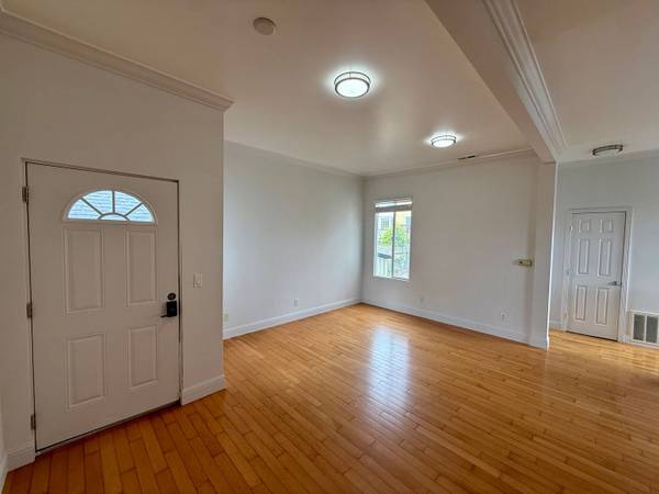 2068 McAllister St San Francisco, CA 94118 photo 2