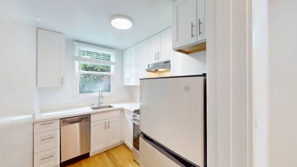 Rare Castro Retreat – Spacious 2br With Private Backyard photo 4