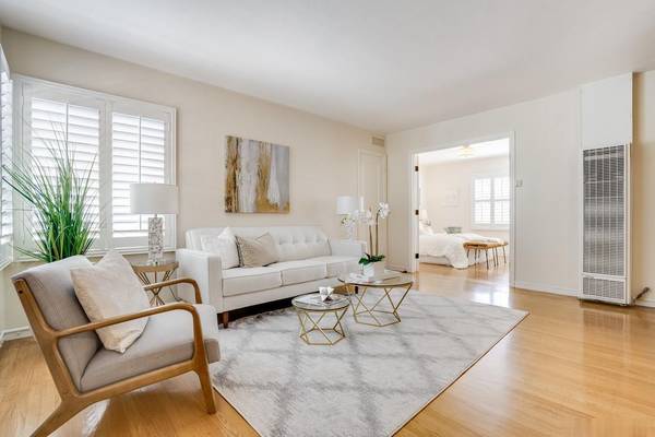 Apartments on Benvenue Avenue · Berkeley photo 2