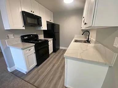 Apartments on W Steele Ln · Santa Rosa photo 3